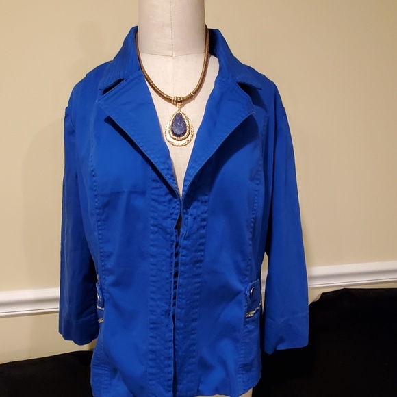 Blue Jacket - Picture 2 of 7